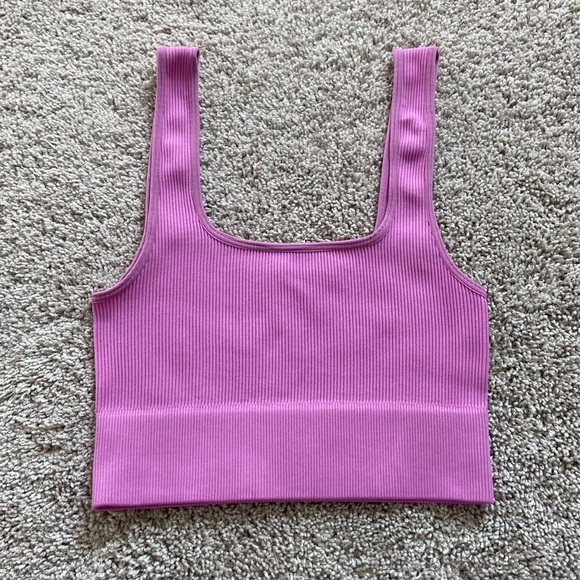 Zenana Outfitters Tops - Zenana • Pink Square Neck Ribbed Seamless Crop Tank.
